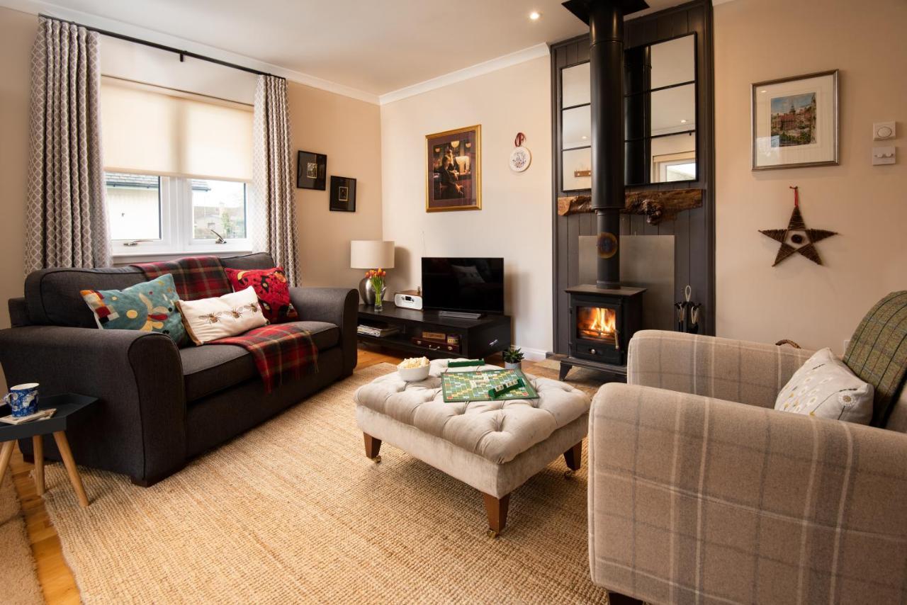 Bastle Retreats Farm Cottage Duns Exterior photo
